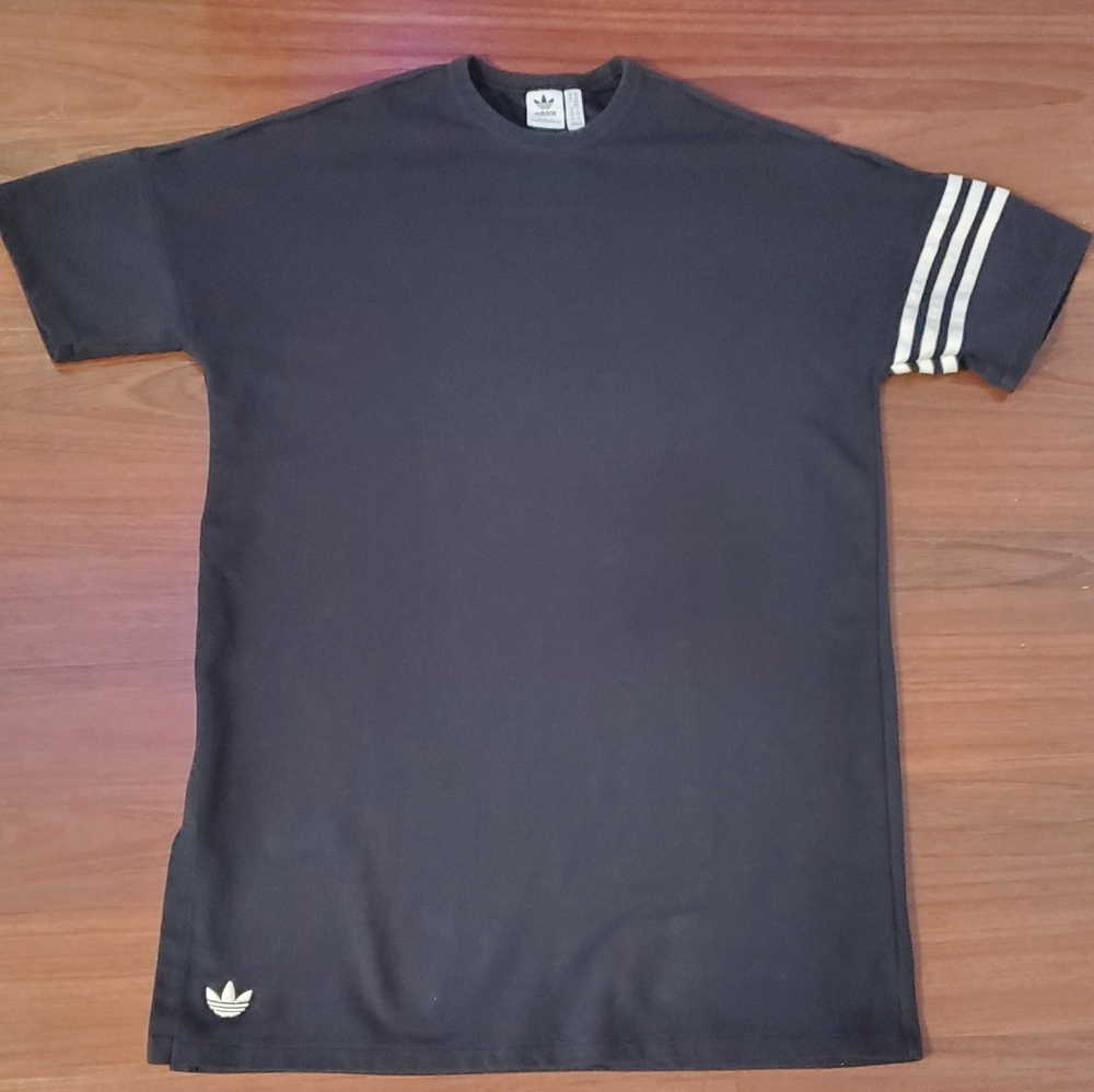 Adidas Men's Black T-Shirt